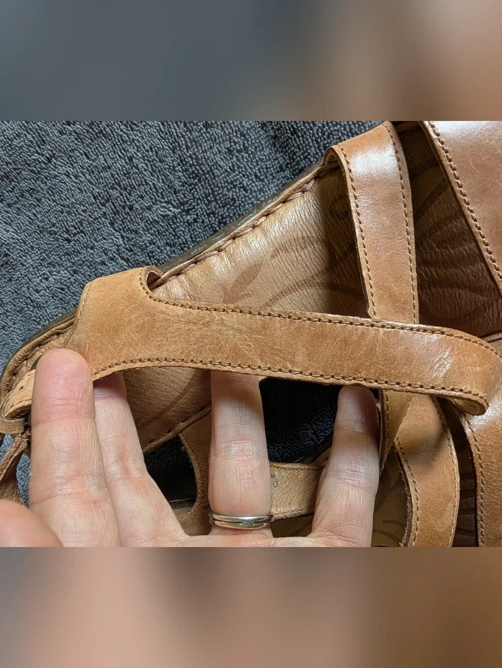 Born Tan Leather Strappy Sandals - Handcrafted - Size 7 - Good Condition